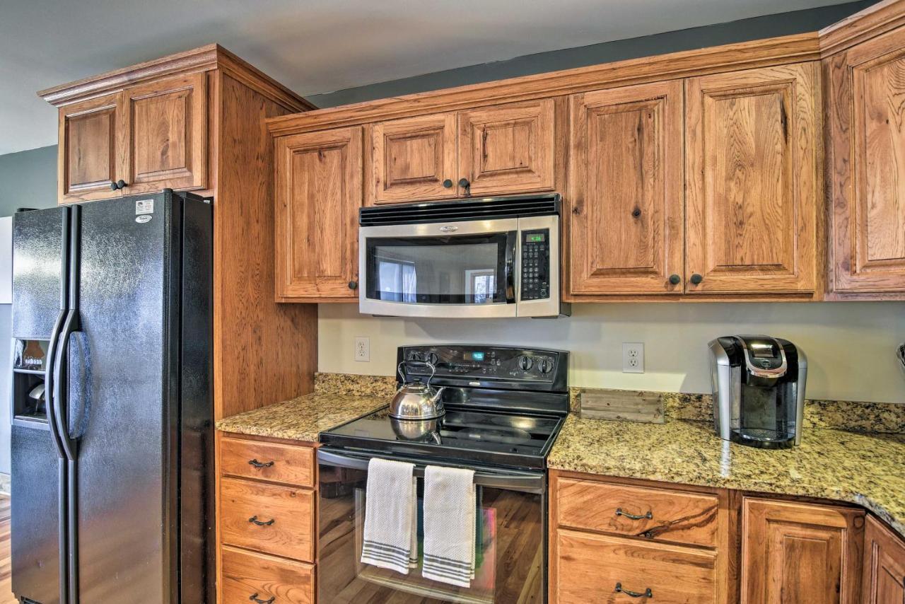 Cabin With Hot Tub And Mountain Views Less Than 5 Mi To Boone Blowing Rock Zewnętrze zdjęcie