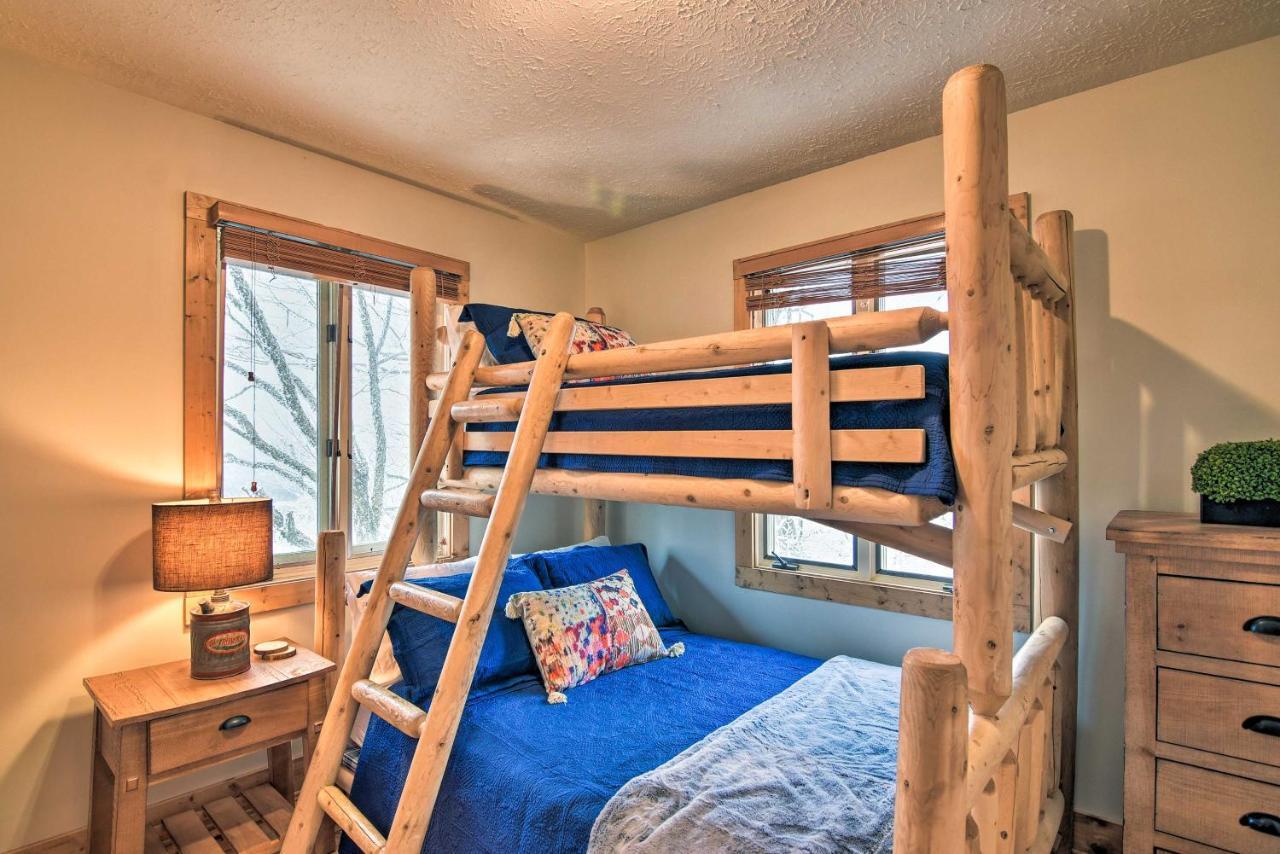 Cabin With Hot Tub And Mountain Views Less Than 5 Mi To Boone Blowing Rock Zewnętrze zdjęcie